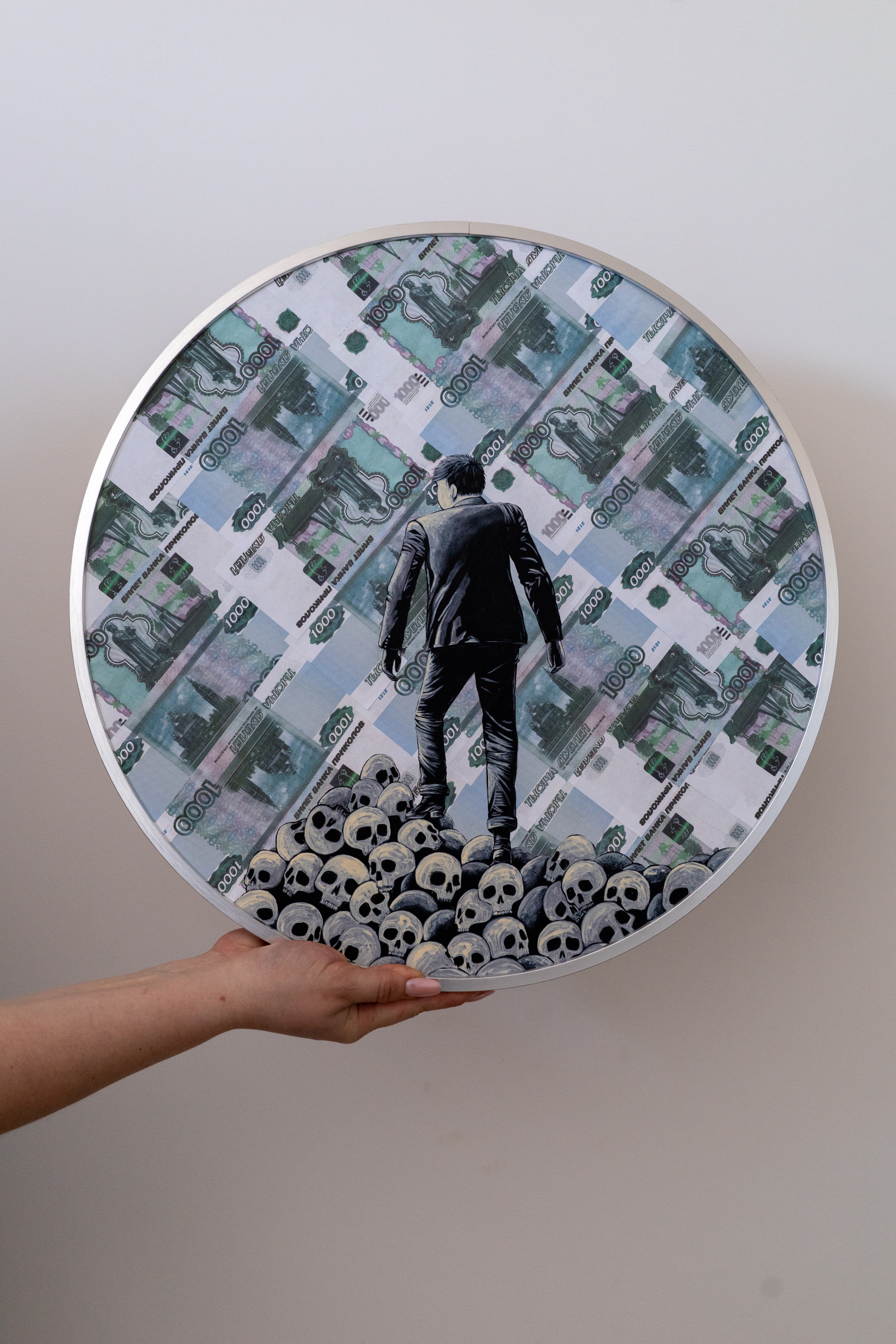 "По головам" — Акрил • artboard • 45×45 см